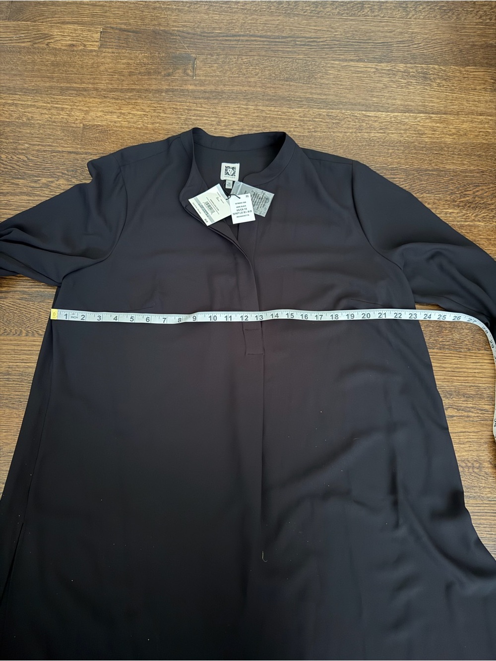 Anne Klein Black V-Neck Blouse - Picture 4 of 5